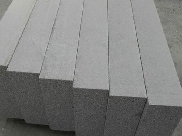 五蓮花路側(cè)石 五蓮花路側(cè)石