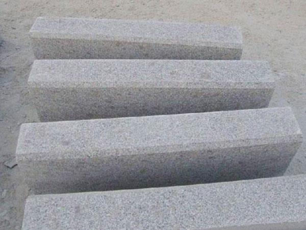 灰麻路牙石 灰麻路牙石